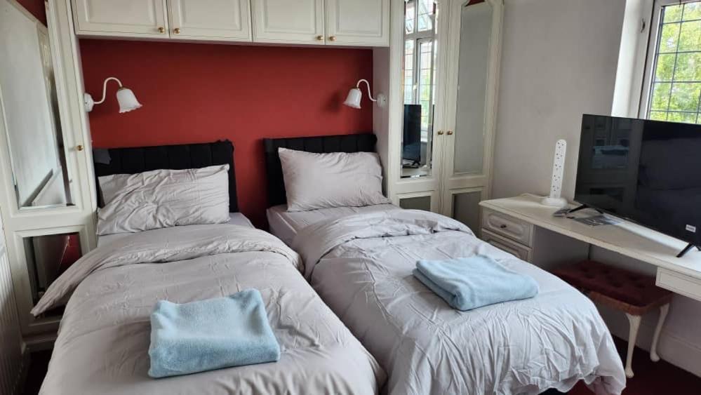 Cosy 4 Bed Home Edmonton Eksteriør bilde